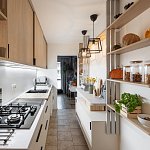 05_kuchyň s akcentem černého kovu